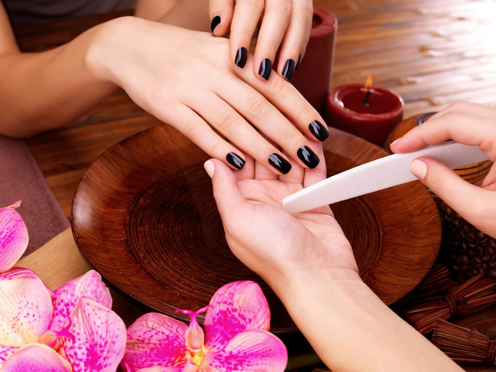 Best Nail Salons in Brisbane City for Fast, Flawless Manicures